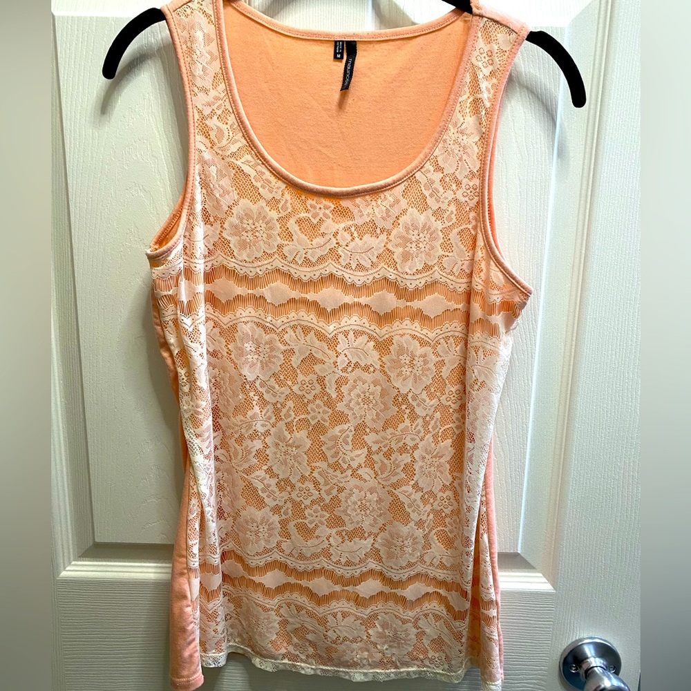Maurice’s Lace Tank size Medium